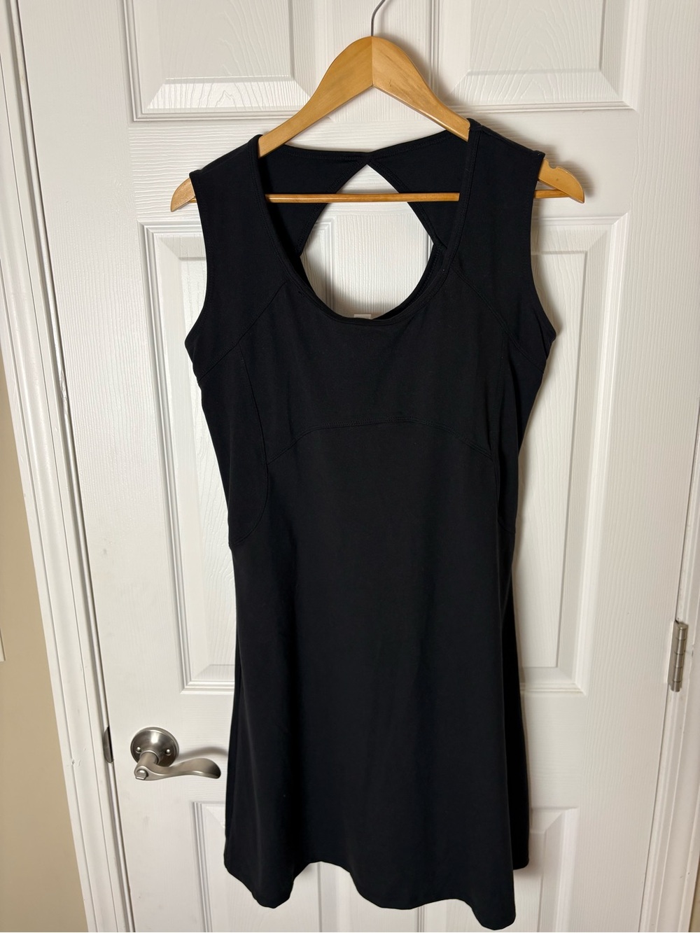 Sleeveless Black A-Line Dress with Keyhole Back